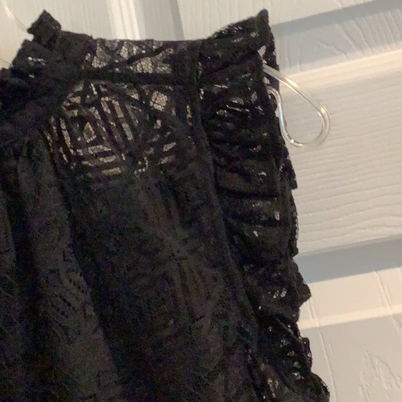 Ruffled sleeve sheer lace top with silky camisole from FRAME - Picture 6 of 16